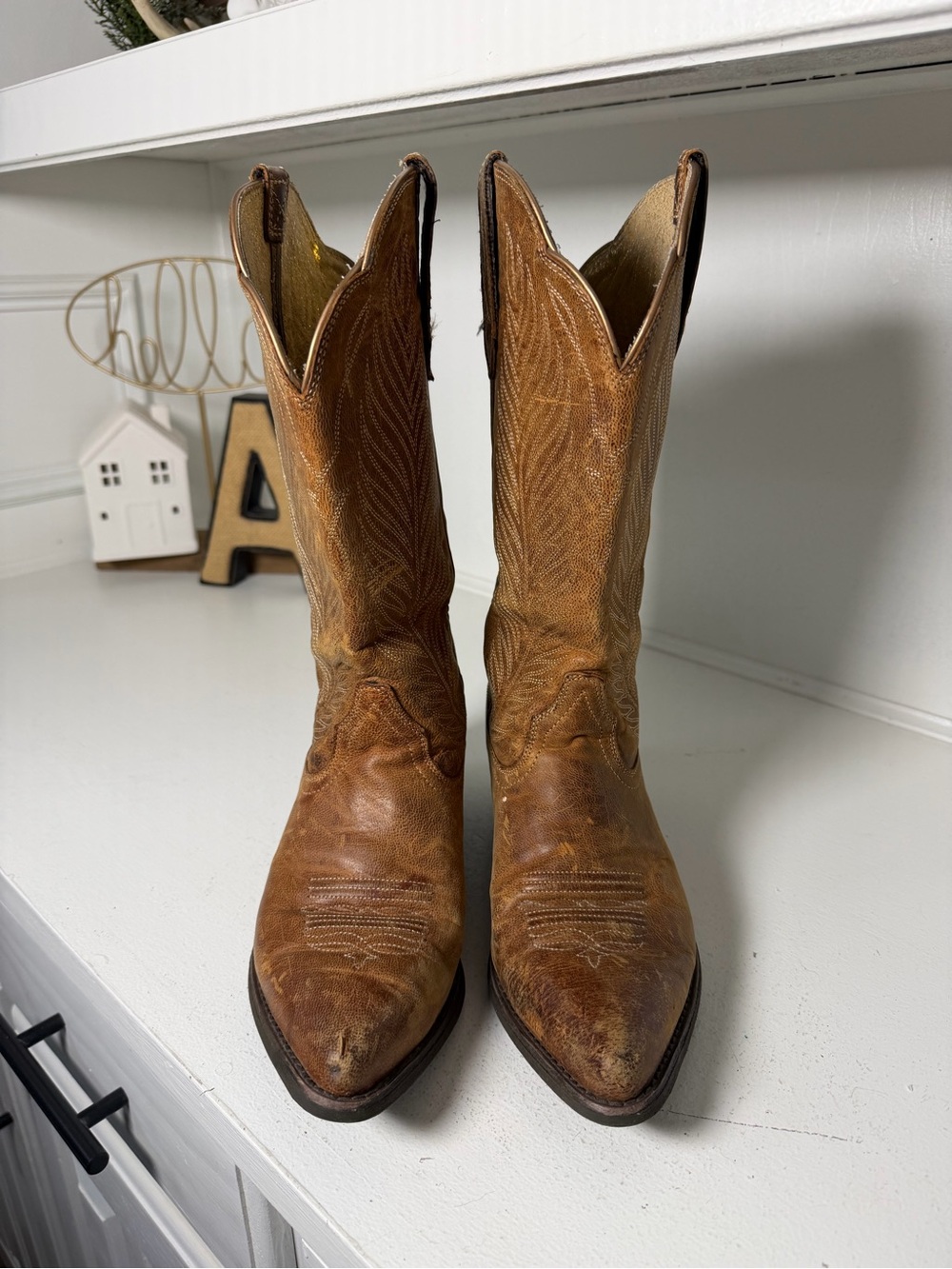 Ariat Cowboy Boots Women's 8B Brown Leather Point Toe Western Cowgirl Boots - Picture 2 of 10